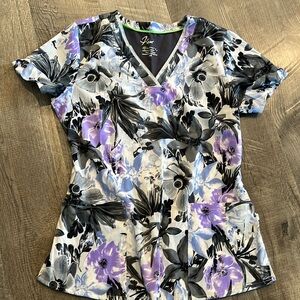 Beautiful floral print scrub top